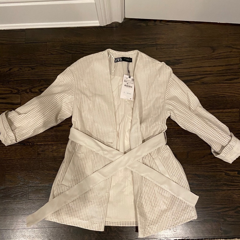 NWT Zara Laser-cut Blazer